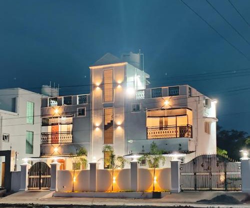 The Coastal Crown