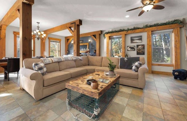 The Lodge at Branch Pond