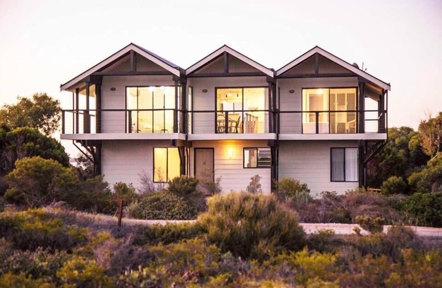 The Lookout - One Of The Best Ocean Views in Town