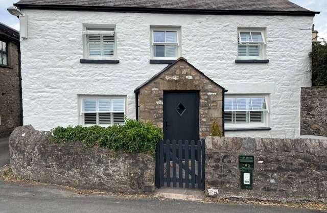 The Old Post Office Barbon, Near Kirkby Lonsdale ,Stunning Two Bedroom Cottage.