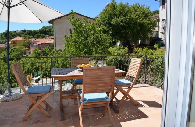 Top-renovated, romantic village house with panoramic sea views