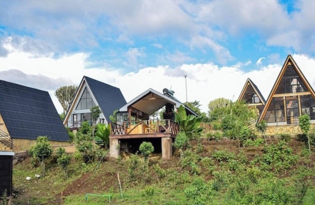 Topi cottages