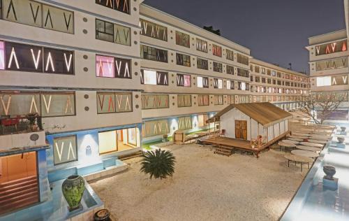 Townhouse Royal Palms Shared Serviced Apartment