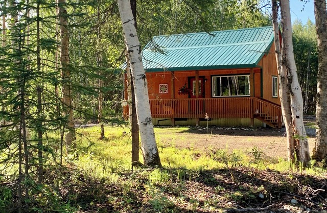 Trail House, Denali Brewing, Netflix, Concert, Fire Pit, Family, Race, festival