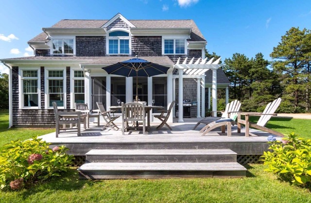 Tranquil and Centrally Located West Tisbury Home