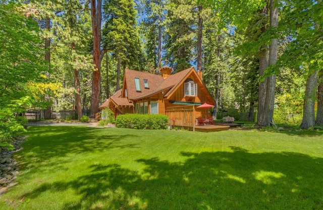 Tranquil west shore retreat. Tahoe Pines HOA pier and beach. Pet OK!