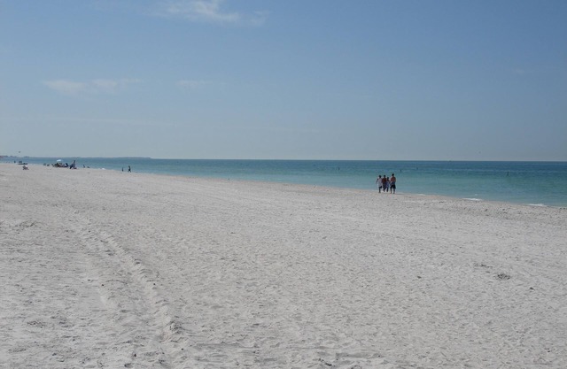 Treasure Island, FL