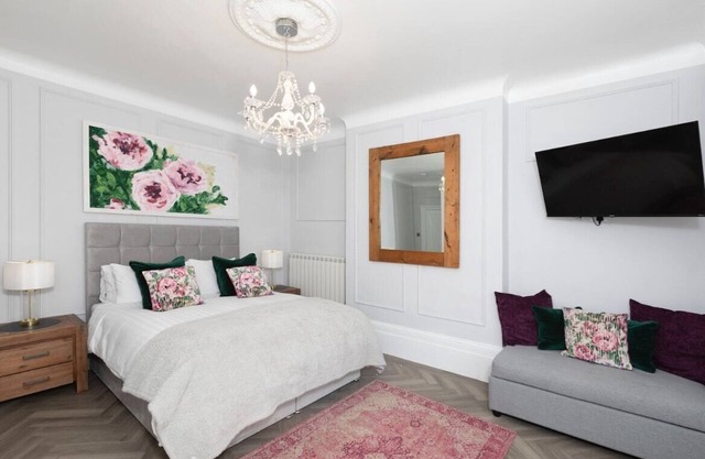 Triple - Eden Beach Studio