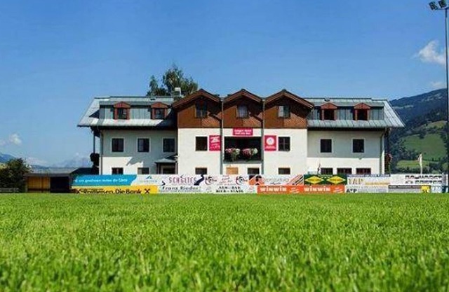Triple room with shower, toilet, non-smoking - YOUNG HOTEL ZELL AM SEE