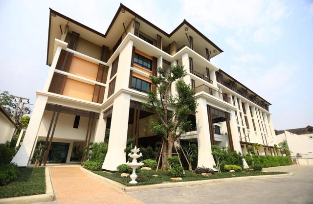 Triple Trees Residence