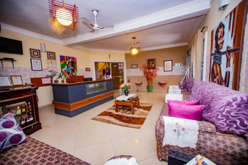 TS Lodgings