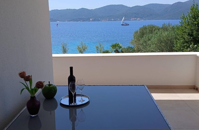 Two bedroom apartment near beach Viganj - Podac, Pelješac (A-24663-a)