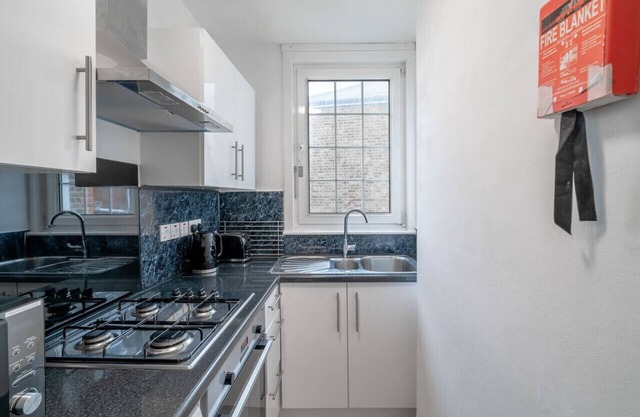 Uksas Cozy one bedroom Flat free parking