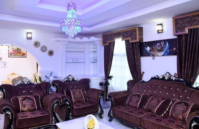 Uncle Love Serviced Apartments — A Cozy and Elegant 3-Bedroom Apartment