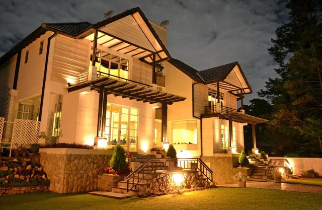 Unique Cottages