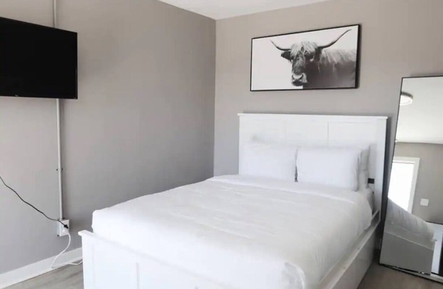 Unit 10 Stylish 1BR 10-Mins to Nashville