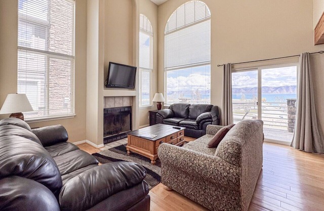 Updated Yacht Drive Town Home 952 # 1 (Free Wi-Fi)