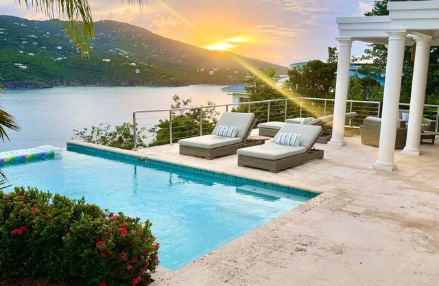 Vacation in Paradise at Island Time Villa!