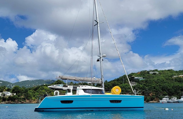 Vacation/Sail in Style: Luxurious Catamaran "SeAtitudes" Dream Vacation