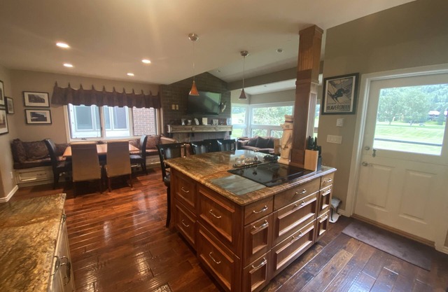 VAIL/BEAVER CREEK RENTAL - EAGLE VAIL