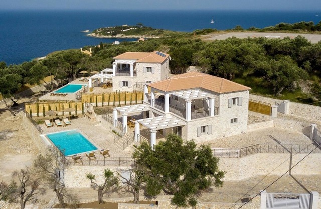 Vasiliki Villa - Four Bedroom Villa, Sleeps 8