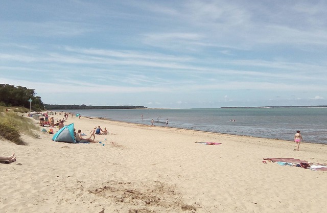 Very pleasant holiday home between town center and beaches - 6 people