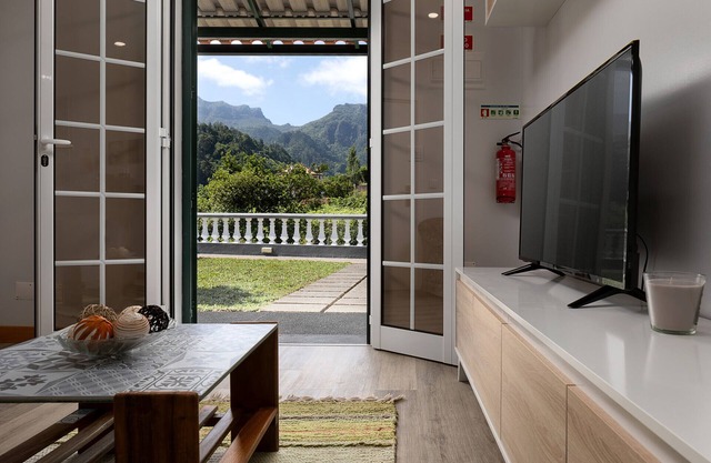 Vila do Largo B by Madeira Sun Travel