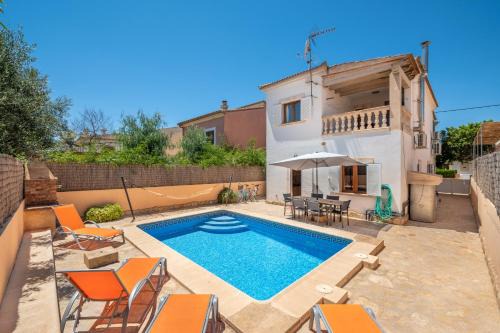 Villa Balena with heated pool