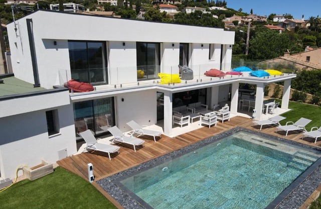 VILLA BLANCHE
