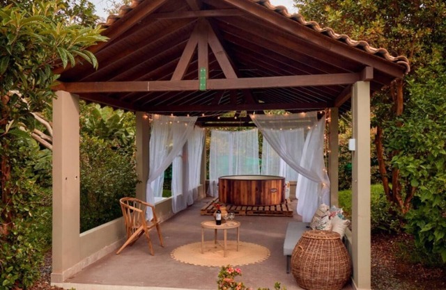 Villa campestre con piscina y jacuzzinn