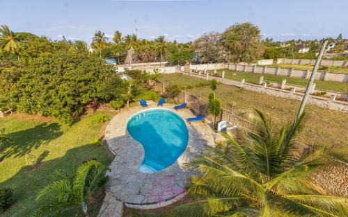 Villa Cashew Diani