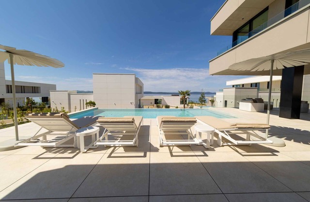 Villa Circolo Terzo with Pool