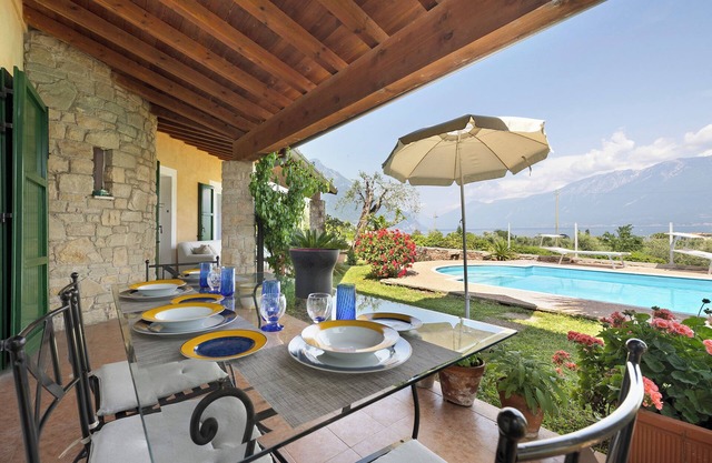 Villa Corneghe with Lake View, Pool, Garden & Terrace