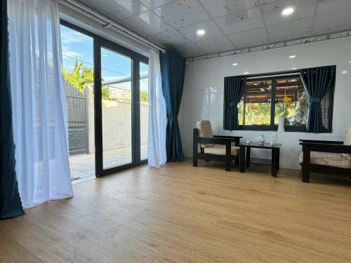 Villa Hồ Tràm - Nguyên Căn, Rộng và Mát Mẻ