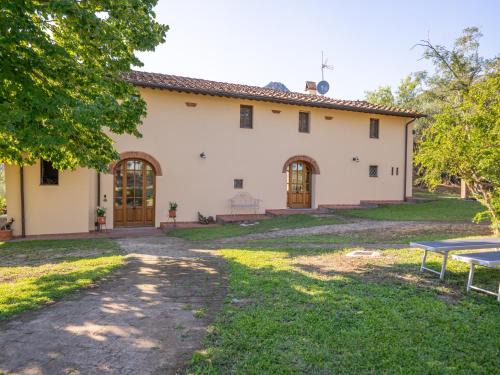 Villa in Tuscany with Pool and Olive Grove