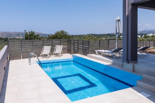 Villa Karouzo - With Private Pool