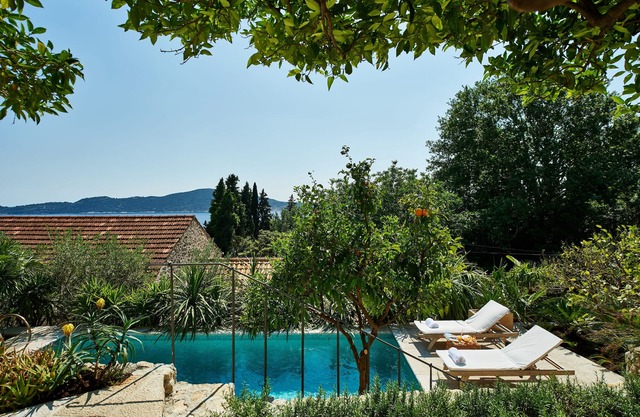 Villa Lemonia nCozy holiday villa near Dubrovnik with a private pool