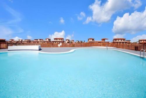Villa Majanicho Pueblo con piscina
