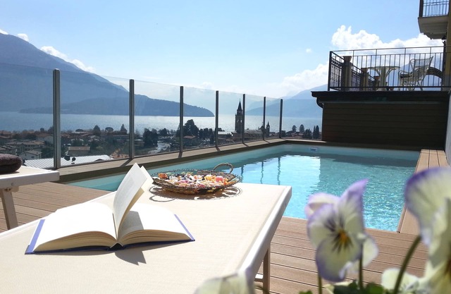 'Villa Perla del Lago': breathtaking views swimming pool, max. 14 people