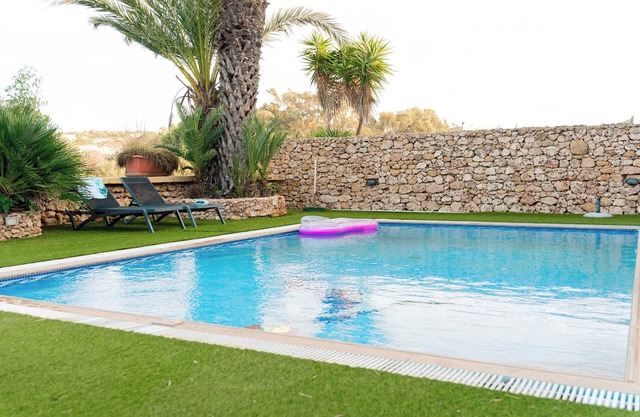 Villa Savona 3 Bedroom Villa with private pool