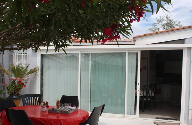 Villa Torreilles, 2 bedrooms, 6 persons