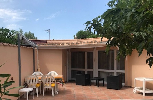 Villa Torreilles, 2 bedrooms, 4 persons