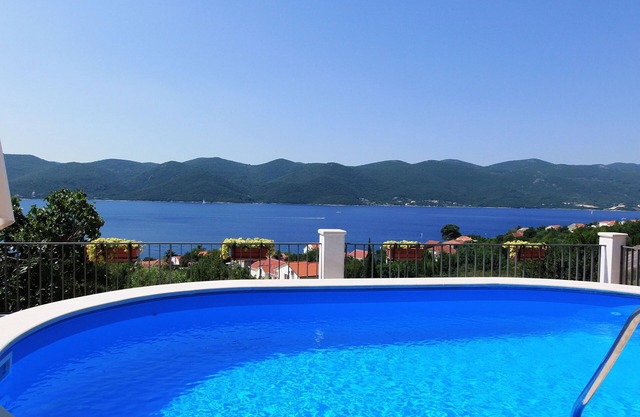 Villa with fascinating sea view ,oasis of peace idealf or relaxing ho