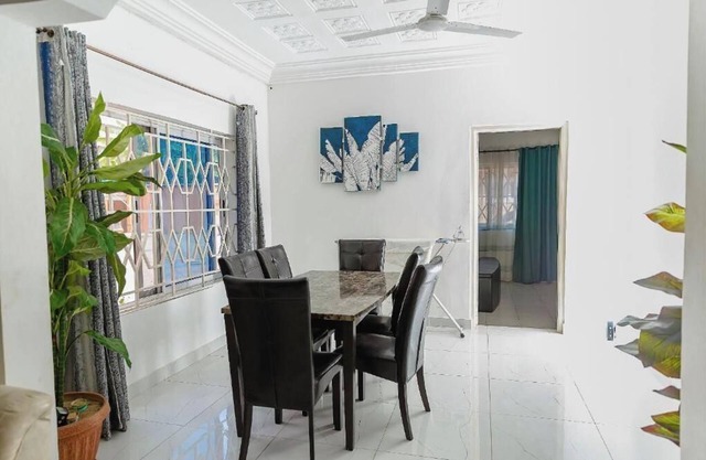 VIST Two-Bedroom Apartment with Pool View unit 2