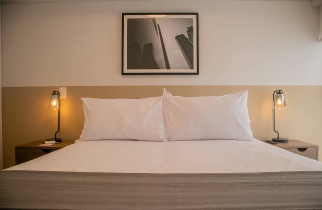 w Elegant 2BR w Distinctive Deco in Miraflores