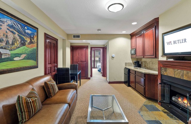 Walk to Everything! BC Village, ski, shop, dine. Amenities galore!