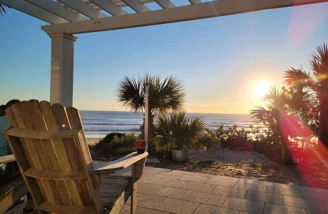 Want Beachfront? Book While You Can. Oceanfront-Family Friendly-Beach House