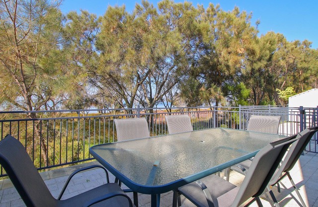 Waterfront - view from your Courtyard!