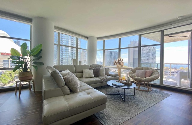 Waterfront York Suites