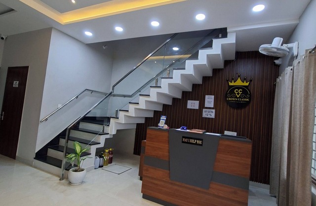 Wishotel Xpress Hotel Crown Classic Villa